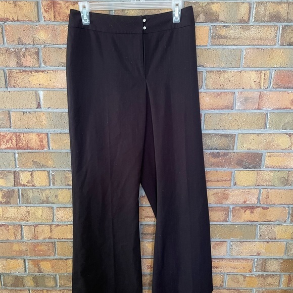 Elegant Black Women's Pants - Picture 1 of 4